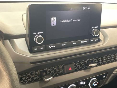 Certified 2025 Honda Accord SE image 33