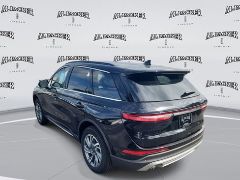 New 2026 Lincoln Corsair Premiere image 3