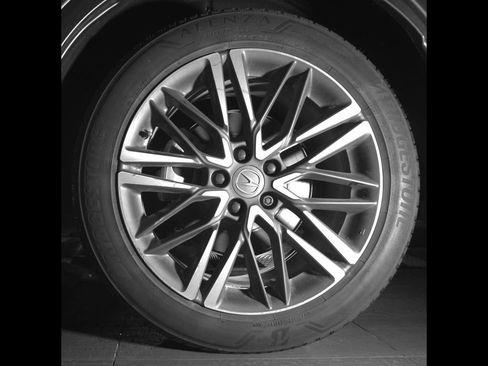Certified 2025 Acura MDX SH-AWD w/ Advance Package image 11