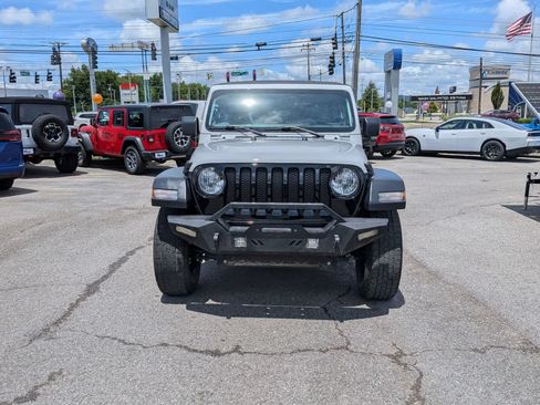 Used 2023 Jeep Wrangler Unlimited Sport AWD/4WD image 9