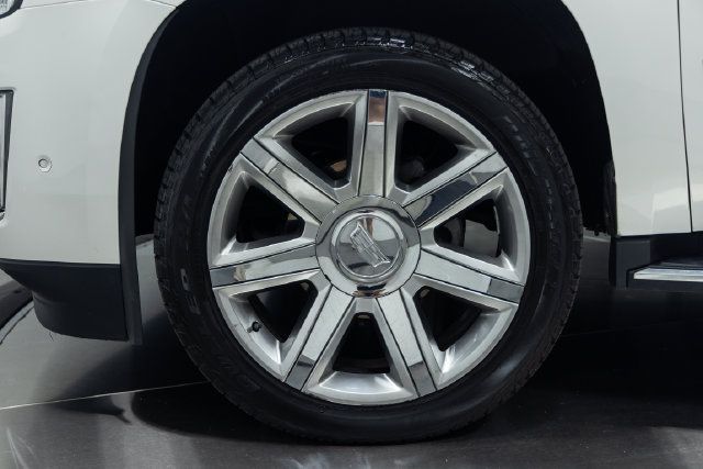 Used 2018 Cadillac Escalade Premium Luxury AWD/4WD image 26