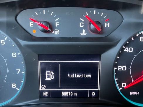 Used 2022 Chevrolet Equinox LS AWD/4WD image 15