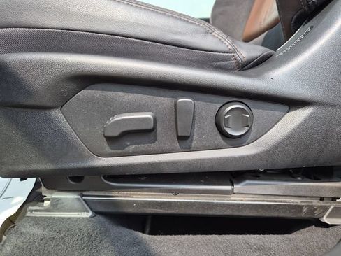 Used 2025 Subaru Forester Touring AWD/4WD image 18