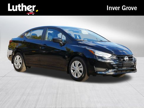 Certified 2025 Nissan Versa S w/ Trunk Package image 1