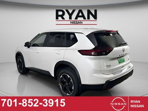 New 2026 Nissan Rogue SV w/ Cold Weather Package image 9