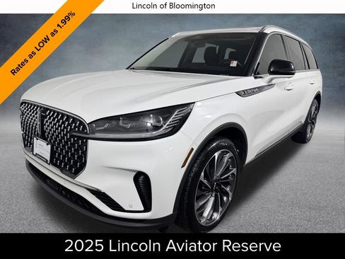 Used 2025 Lincoln Aviator Reserve w/ Equipment Group 201A AWD/4WD image 1