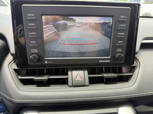 Used 2020 Toyota RAV4 XLE w/ Convenience Package AWD/4WD image 27