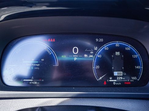Certified 2023 Toyota Crown AWD/4WD image 26