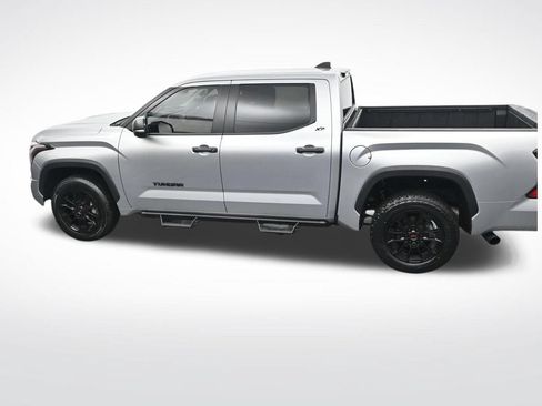 Used 2024 Toyota Tundra SR5 w/ SR5 Convenience Package AWD/4WD image 27