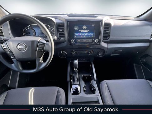 Used 2023 Nissan Frontier SV w/ Midnight Edition Package image 8