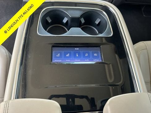 Used 2023 Lincoln Navigator Reserve RWD image 18