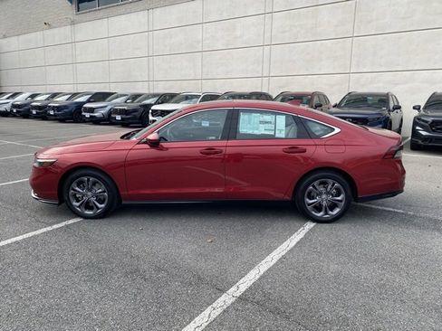 New 2025 Honda Accord EX-L image 4