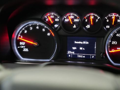Used 2021 Chevrolet Silverado 1500 Custom RWD image 14