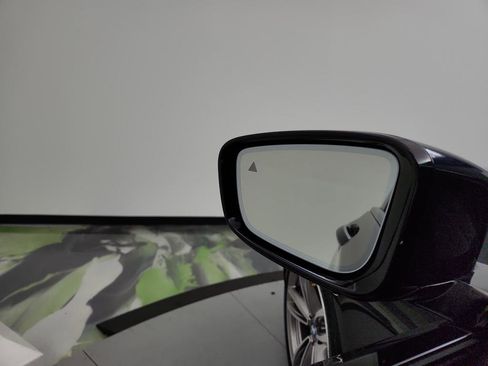 Used 2017 BMW 740i image 16