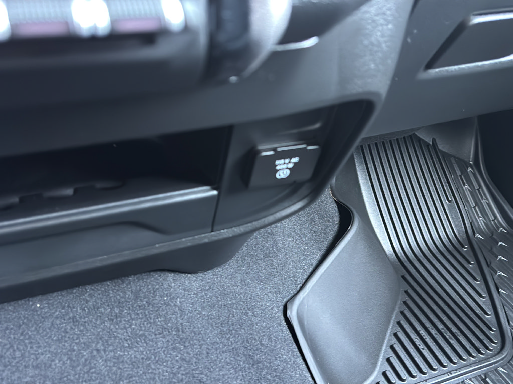 New 2026 RAM 2500 Warlock AWD/4WD image 29
