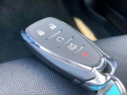 Used 2025 Chevrolet Malibu LS image 15