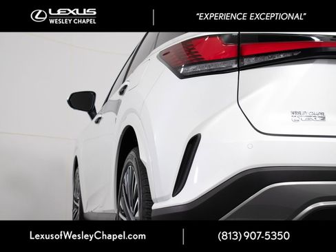 Used 2025 Lexus RX 350 Premium Plus w/ Accessory Package (Z1) FWD image 9