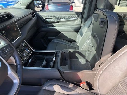 Used 2022 GMC Yukon Denali image 17