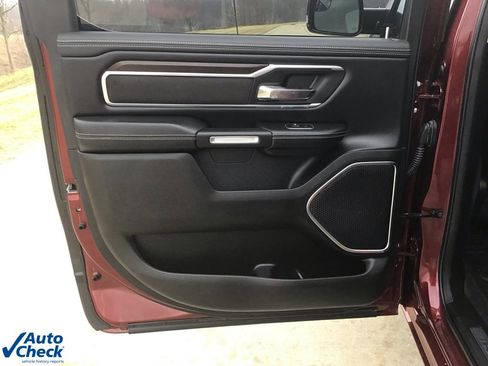 Used 2022 RAM 1500 Laramie image 11