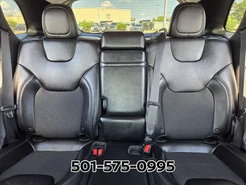 Used 2019 Jeep Cherokee Latitude Plus w/ Cold Weather Group AWD/4WD image 10