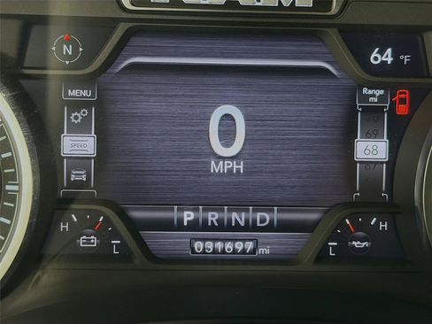 Used 2023 RAM 1500 Laramie AWD/4WD image 18