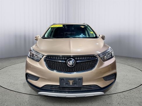 Used 2018 Buick Encore Preferred AWD/4WD image 2