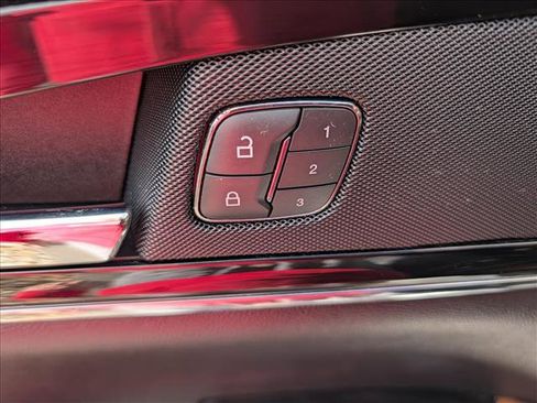 Certified 2022 Lincoln Nautilus Reserve image 31