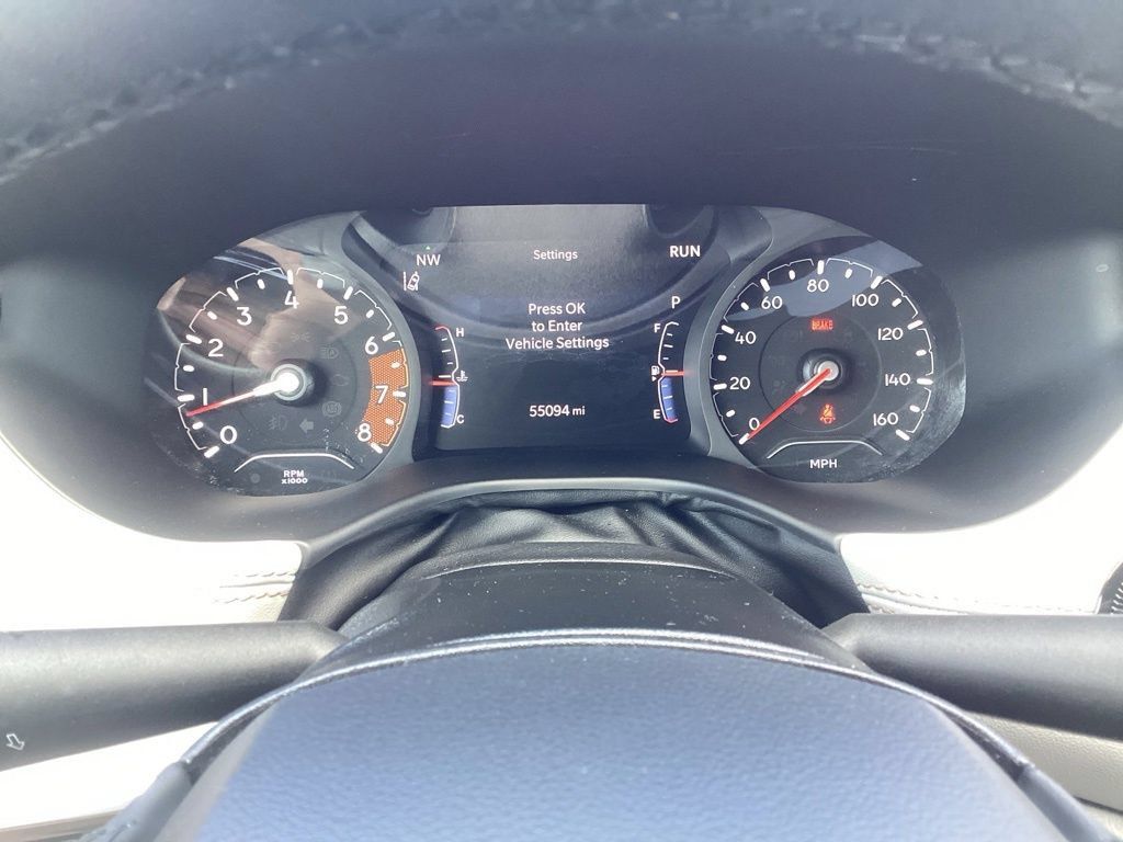 Used 2024 Jeep Compass Limited AWD/4WD image 16