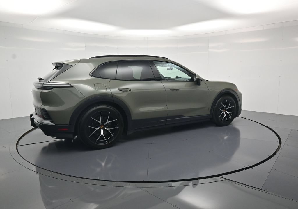 Used 2026 Porsche Cayenne Electric AWD/4WD image 56