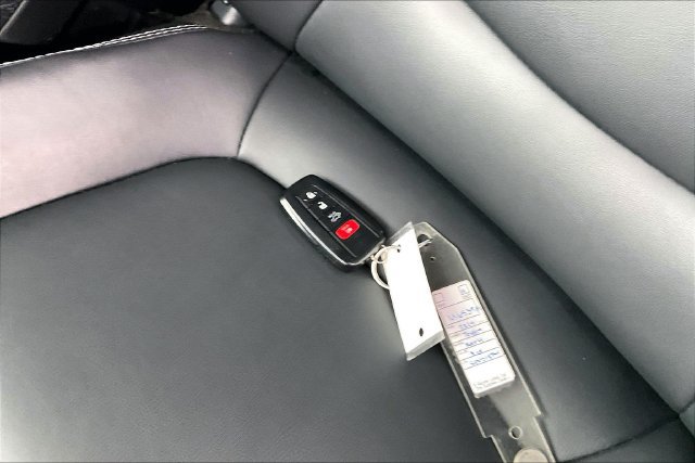 Used 2025 Toyota RAV4 XLE Premium w/ Weather Package AWD/4WD image 10