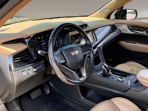 Certified 2023 Cadillac XT6 Premium Luxury w/ Platinum Package AWD/4WD image 13