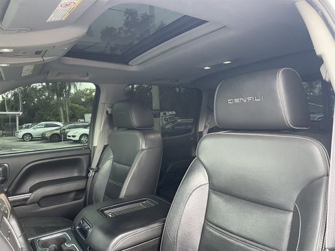 Used 2016 GMC Sierra 2500 Denali w/ Duramax Plus Package AWD/4WD image 6