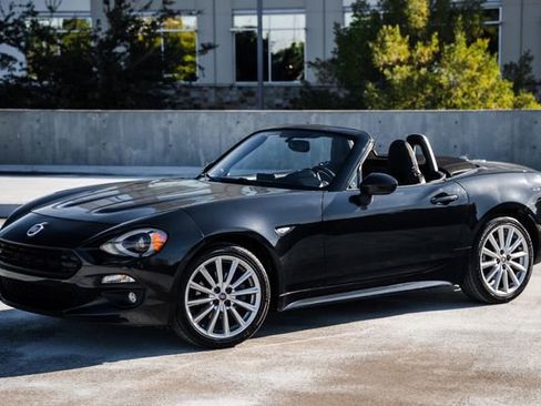 Used 2017 FIAT 124 Spider Lusso image 43