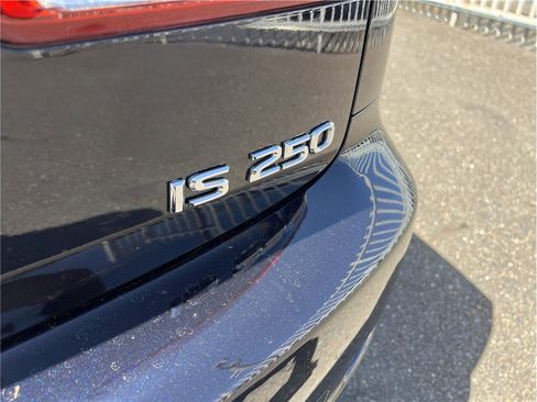 Used 2010 Lexus IS 250 image 10