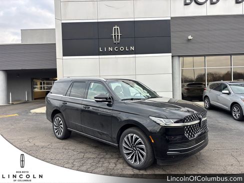 New 2026 Lincoln Navigator Black Label AWD/4WD image 1
