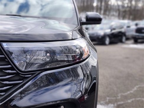 Certified 2022 Ford Explorer ST-Line w/ Class IV Trailer Tow Package image 10