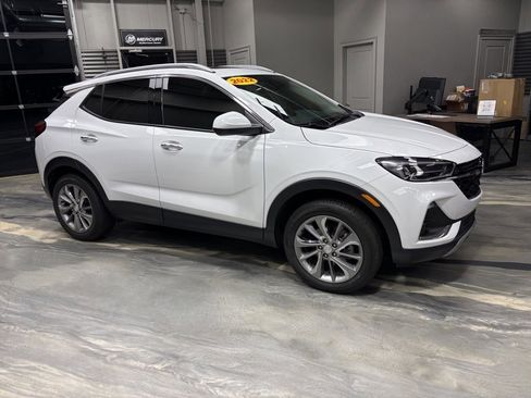 Used 2022 Buick Encore GX Essence w/ Experience Buick Package image 30