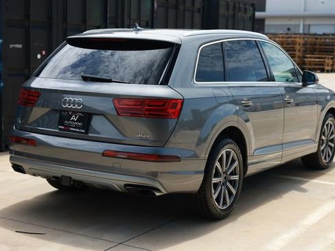 Used 2018 Audi Q7 3.0T Prestige w/ Prestige Package AWD/4WD image 14