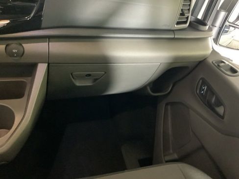 Used 2024 Ford Transit 350 XLT image 18