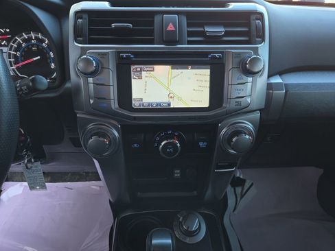 Used 2019 Toyota 4Runner SR5 image 18