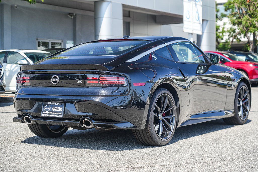 New 2026 Nissan Z Performance w/ Floor Mat Package RWD image 8