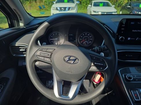 Used 2021 Hyundai Santa Fe SE FWD image 17