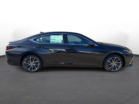 New 2025 Lexus ES 350 w/ Premium Package image 2