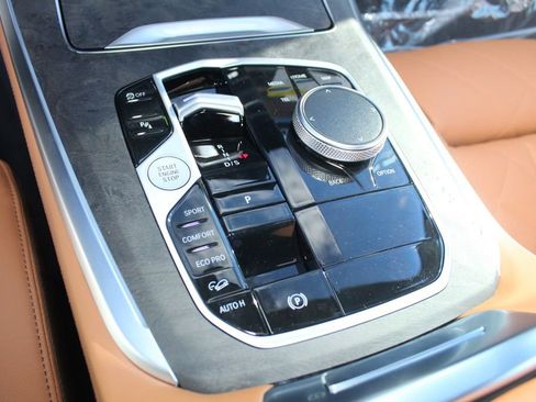 New 2026 BMW X5 xDrive40i w/ M Sport Package image 13