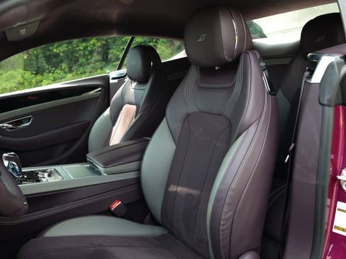 Used 2024 Bentley Continental GT S image 18
