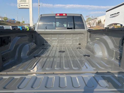 New 2026 RAM 2500 Tradesman AWD/4WD image 14