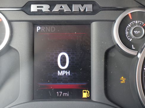 Used 2025 RAM 2500 Tradesman image 13