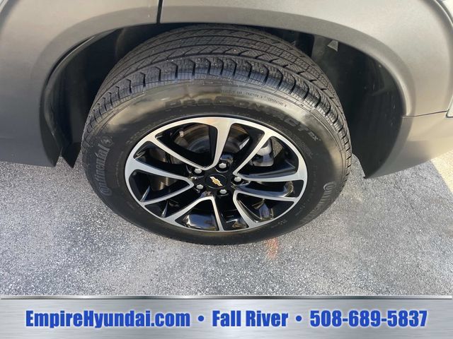 Used 2025 Chevrolet TrailBlazer LT AWD/4WD image 13
