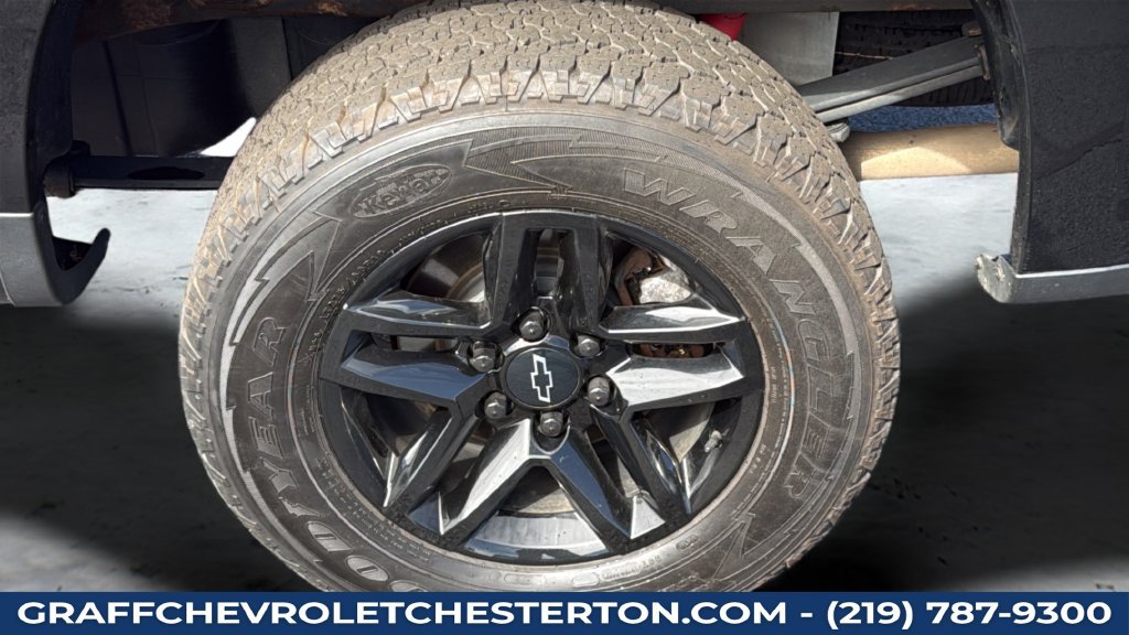 Used 2021 Chevrolet Silverado 1500 LT Trail Boss w/ Convenience Package II AWD/4WD image 32
