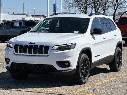 Used 2023 Jeep Cherokee Altitude Lux